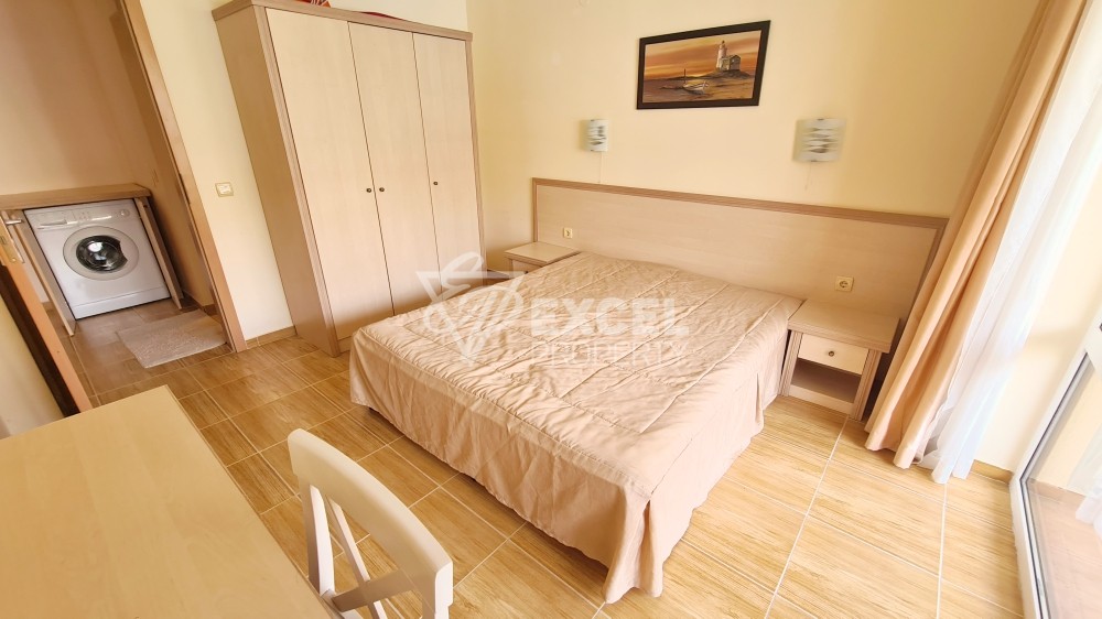 Bright and beautiful one-bedroom apartment in Saint Vlas