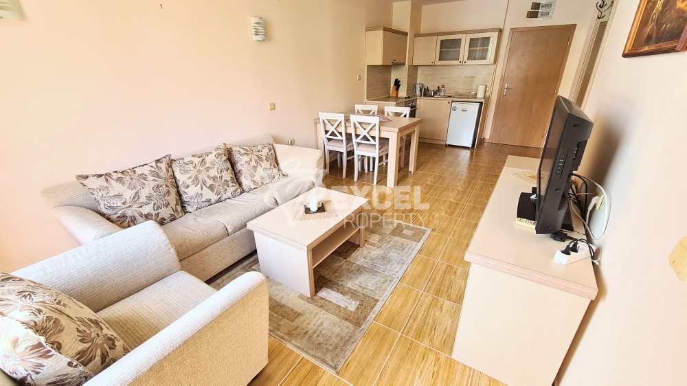 Bright and beautiful one-bedroom apartment in Saint Vlas
