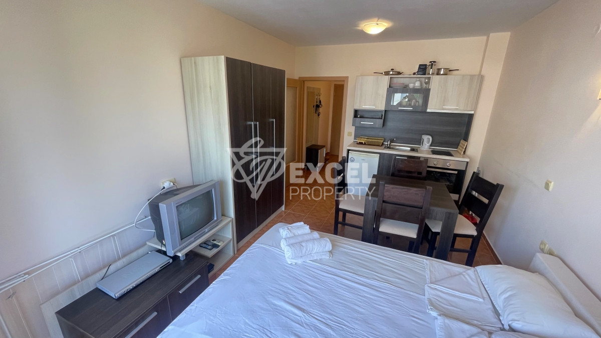 Furnished studio for sale in Sveti Vlas, with partial sea view