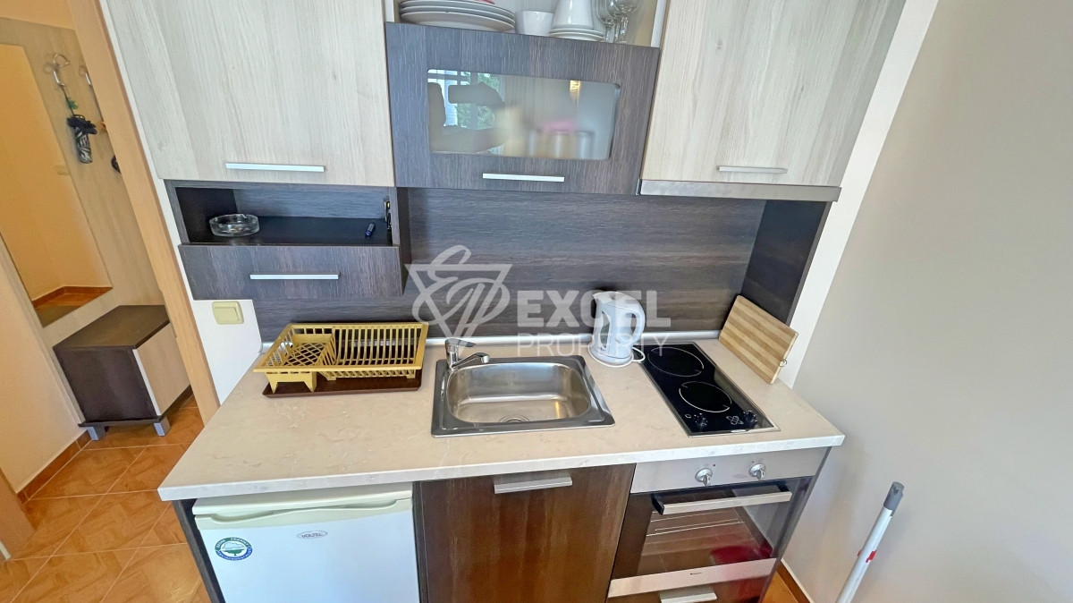 Furnished studio for sale in Sveti Vlas, with partial sea view