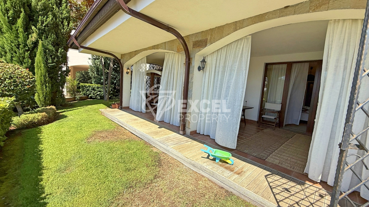 Unique multi-room apartment on the first line in the Casa Real complex, Sveti Vlas