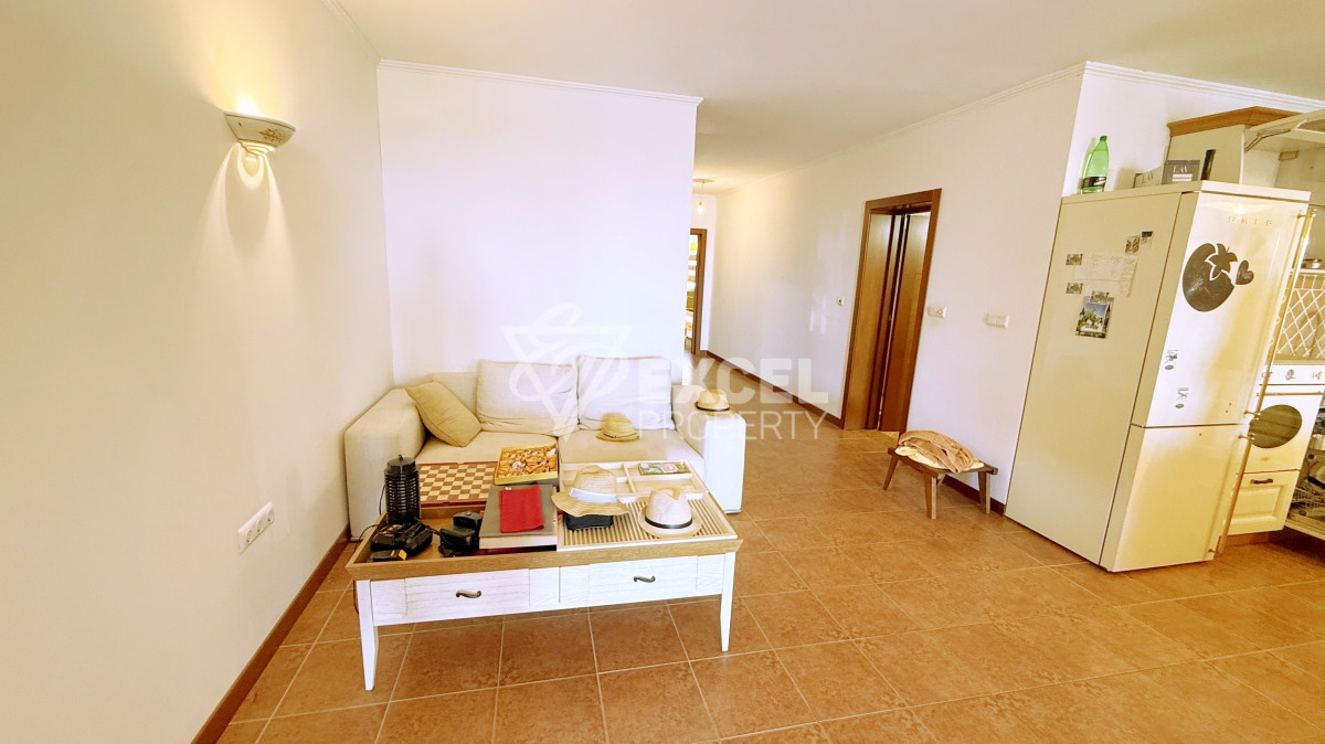 Unique multi-room apartment on the first line in the Casa Real complex, Sveti Vlas