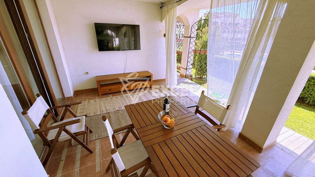 Unique multi-room apartment on the first line in the Casa Real complex, Sveti Vlas