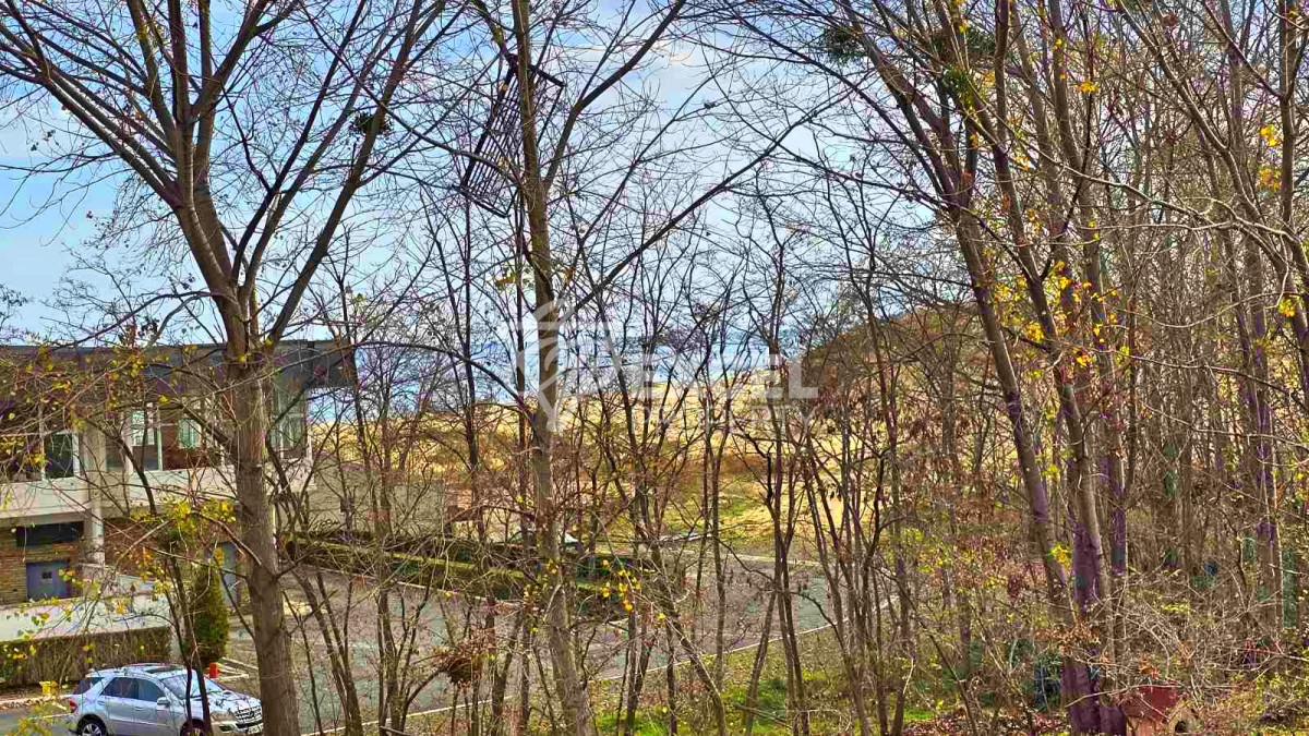 Two-bedroom apartment on the first line in Sunny Beach – next to the dunes and the sea