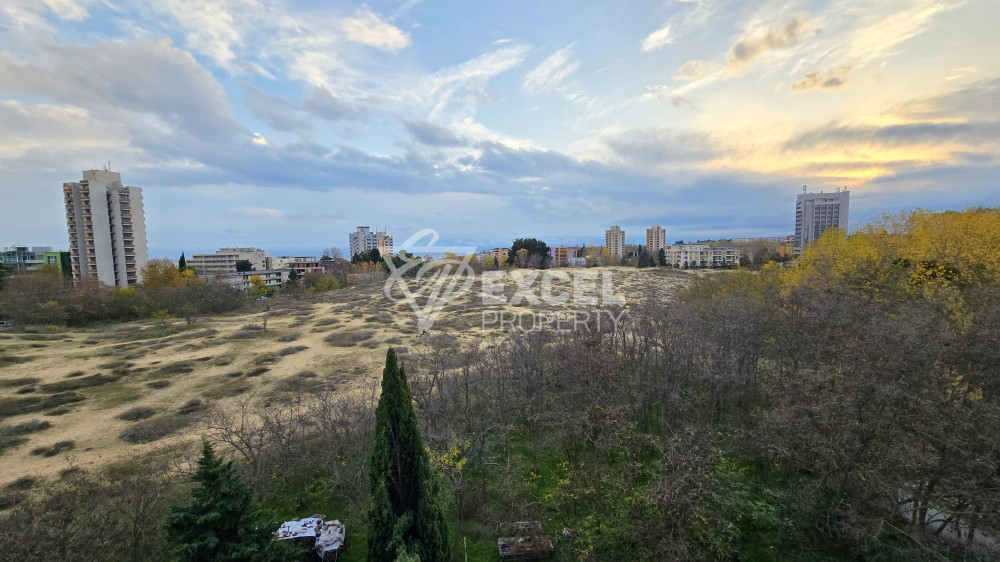 One-bedroom apartment in the center of Nessebar - excellent location and great potential