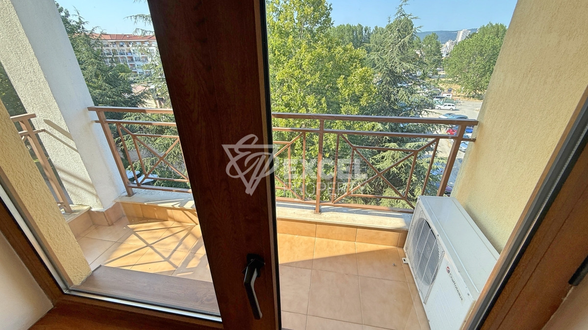 One-bedroom apartment in Golden Dreams complex, Sunny Beach