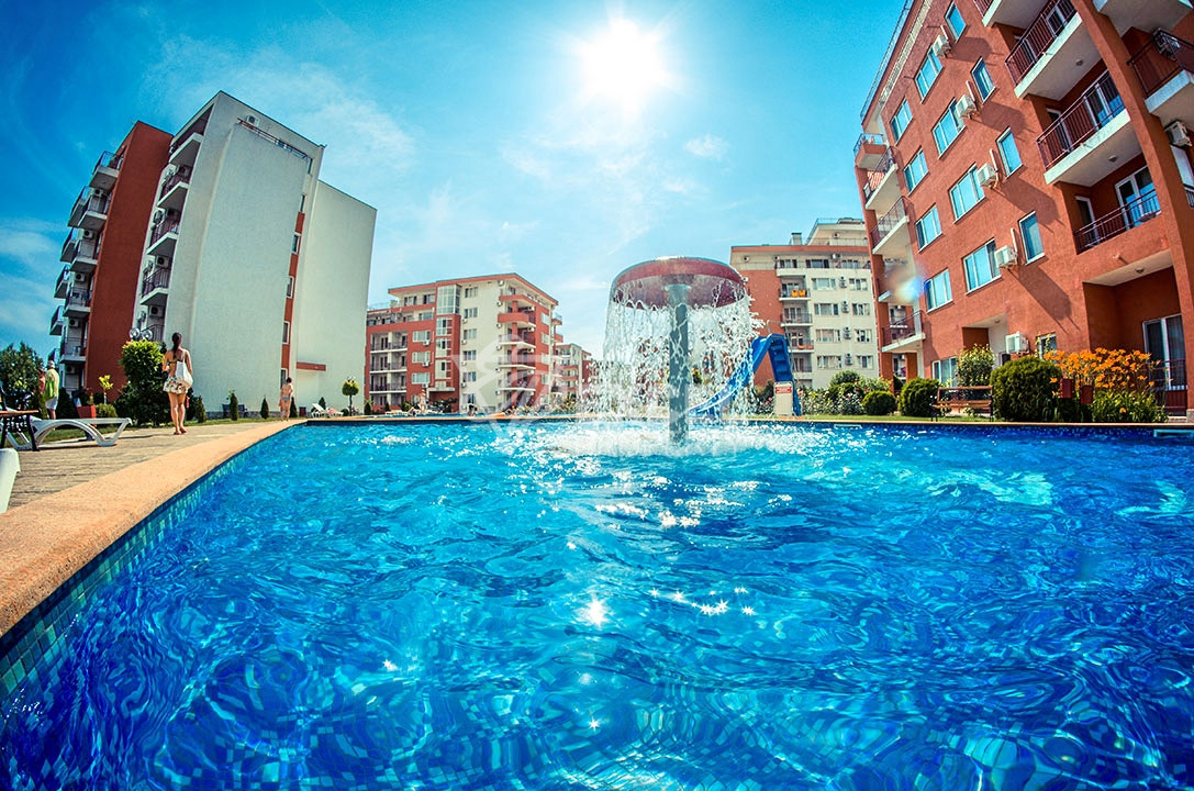 Apartment with sea view in Grand Resort Fort Noks complex, Sveti Vlas. First line