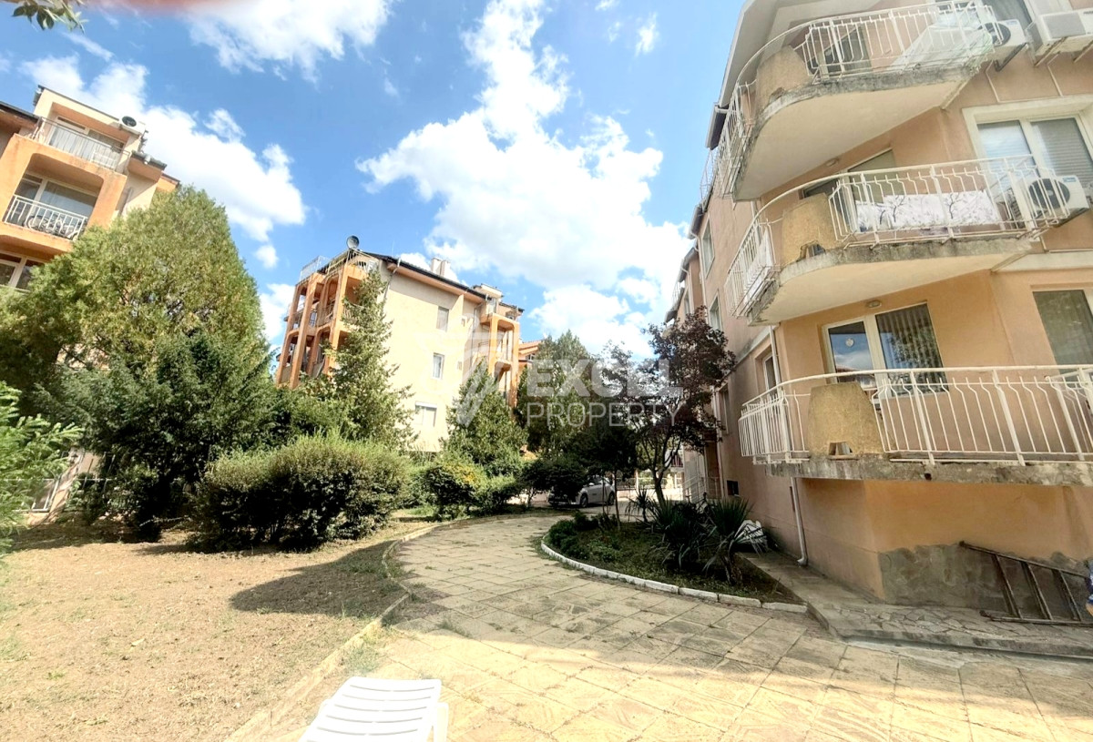 Two-bedroom, furnished property with no maintenance fee - in Sunny Beach