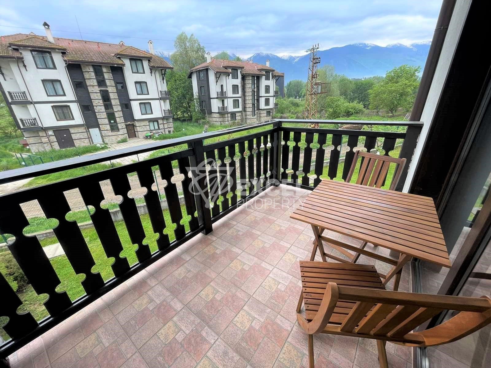 New furniture! One-bedroom apartment for sale in the hotel complex ”3 Mountains”