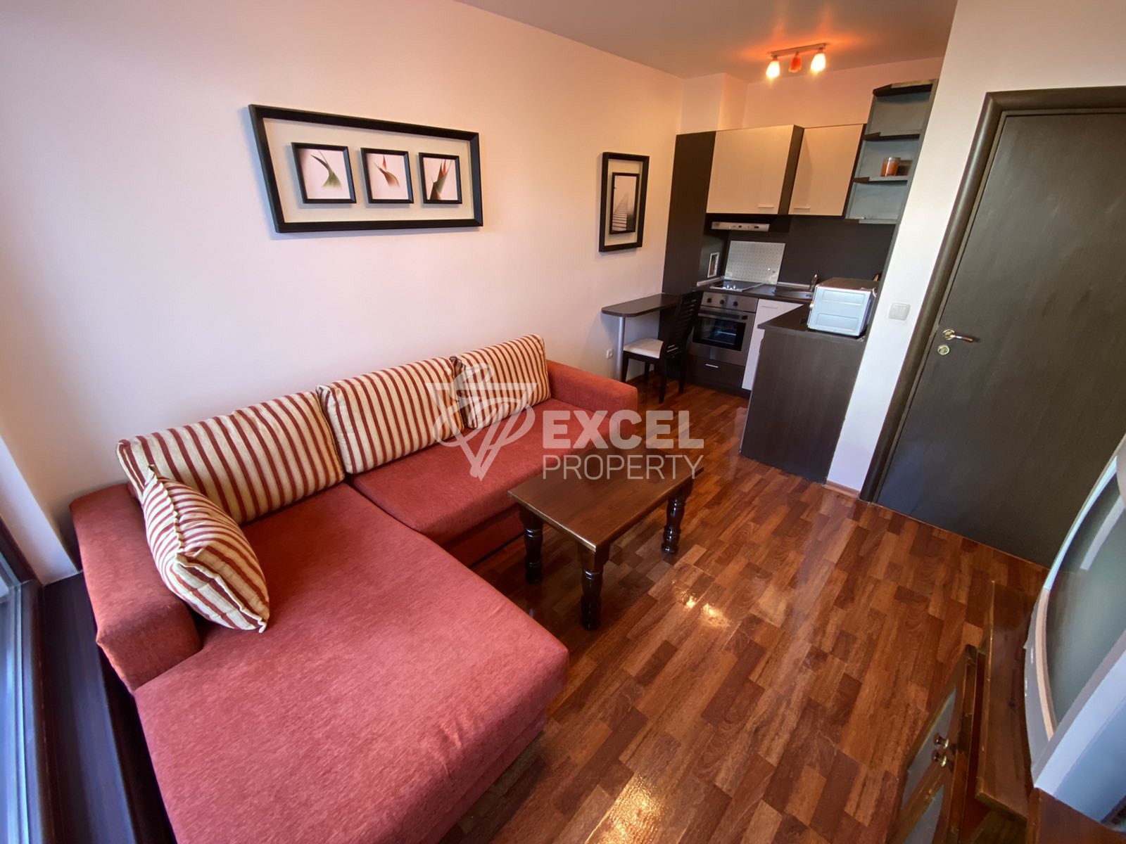 Affordable one-bedroom ground floor apartment in a low maintenance building!