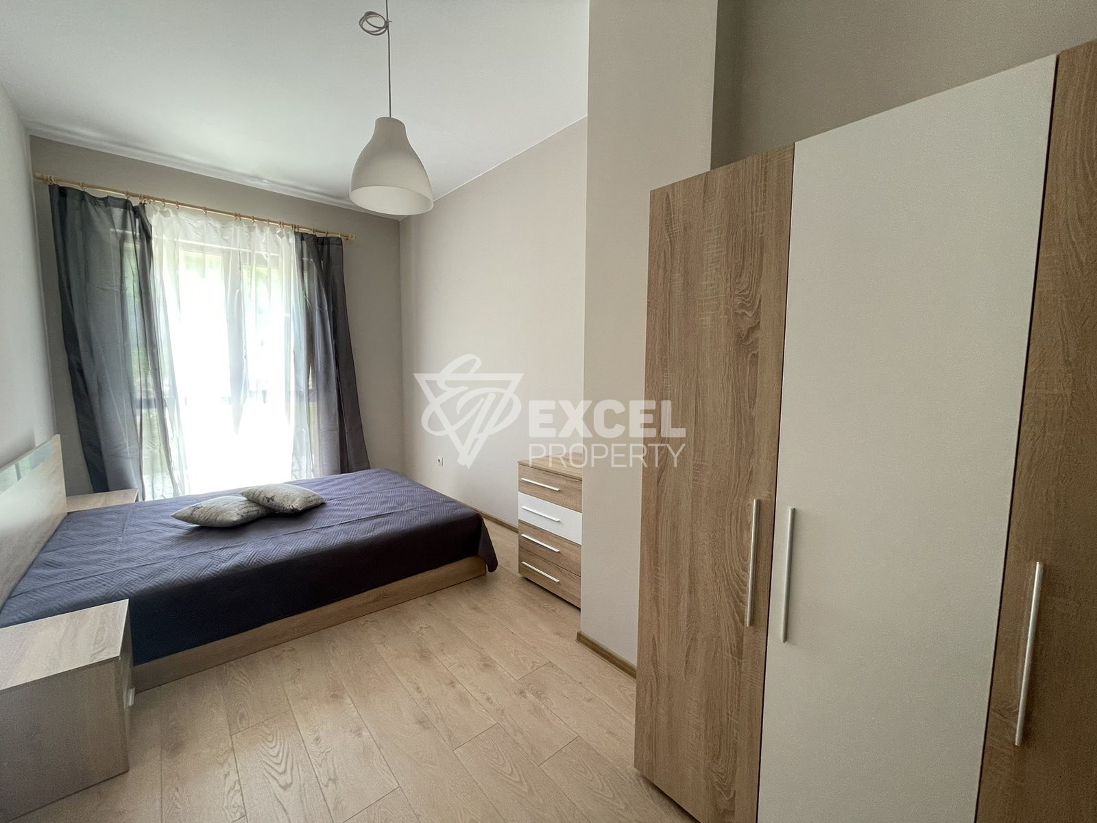 Spacious multi-room furnished apartment for sale in Bansko