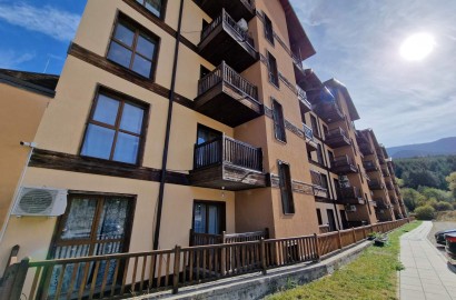 Beautiful one-bedroom apartment in a residential building with a low maintenance fee, Bansko!