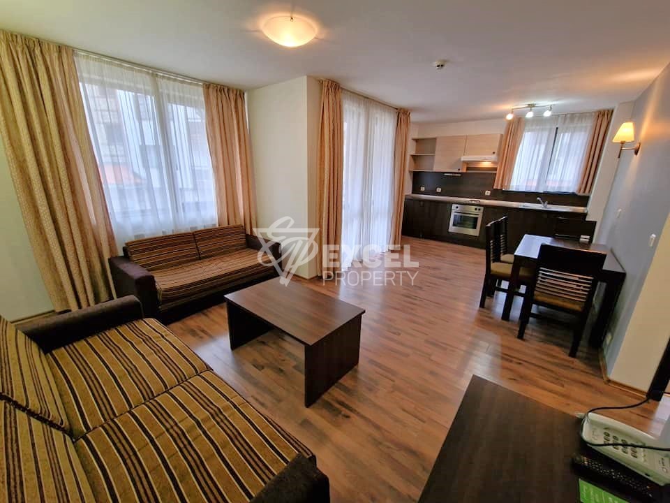 Spacious one-bedroom apartment 200m from the main station, Bansko!