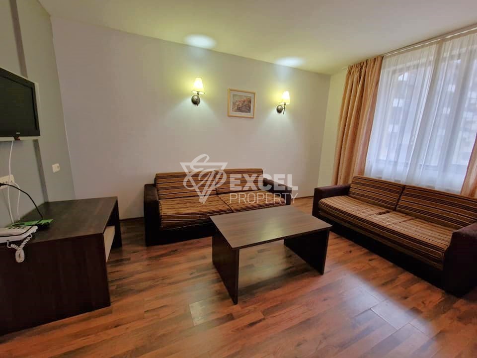 Spacious one-bedroom apartment 200m from the main station, Bansko!