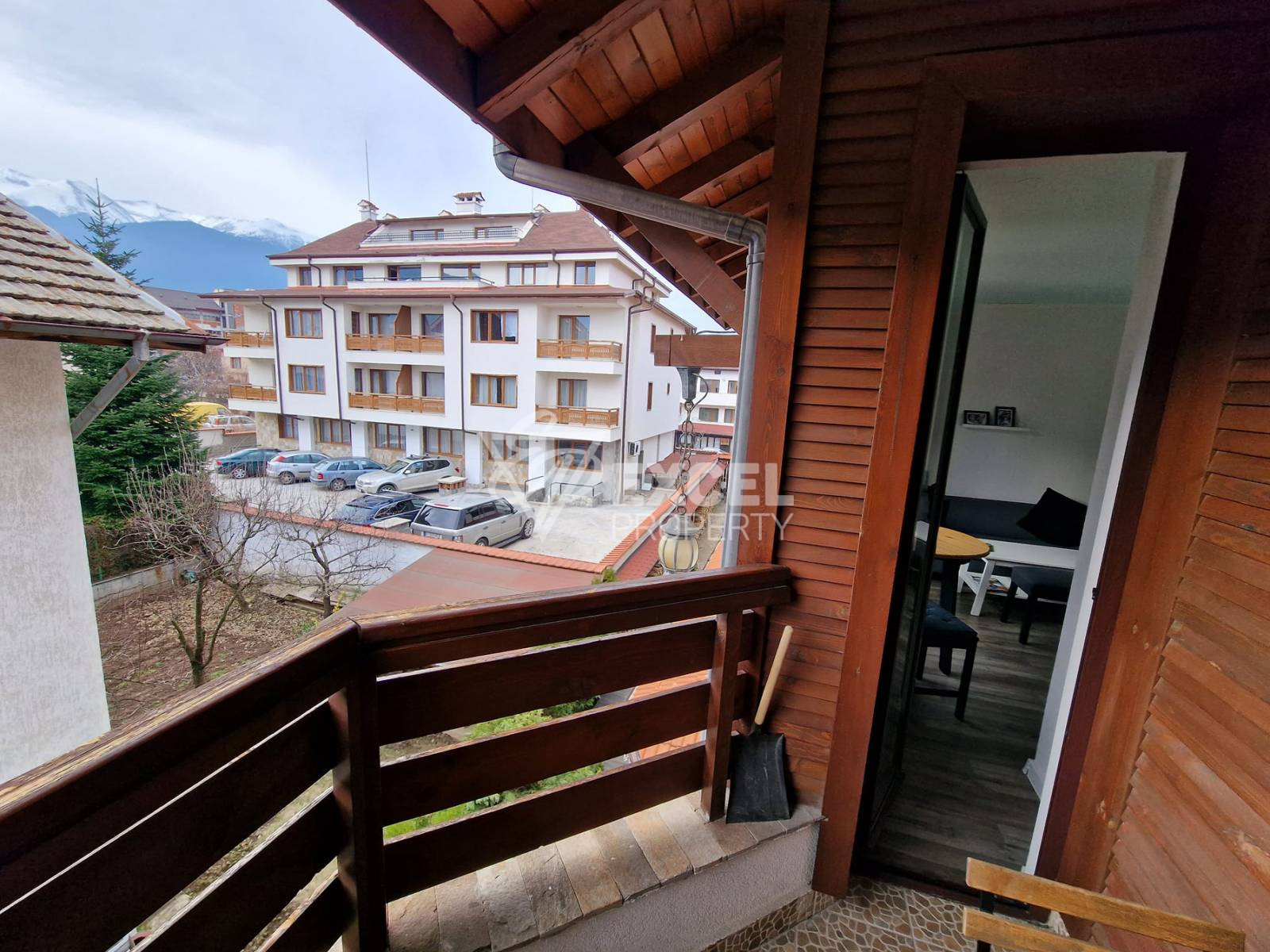 Modern furnished studio for sale, just 100m from Flash, Bansko