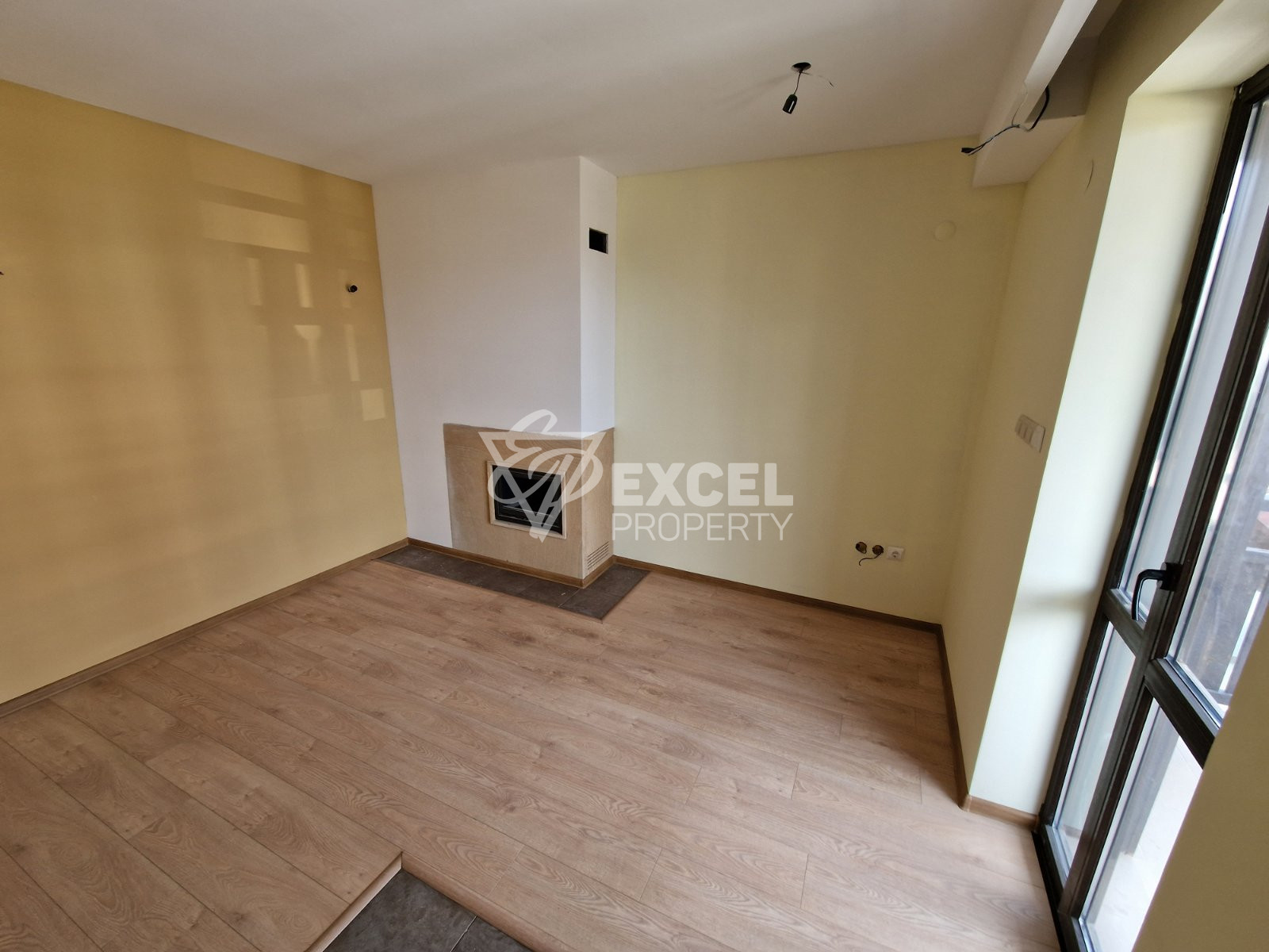 One-bedroom apartment for sale with low maintenance fee next to Premier Hotel!