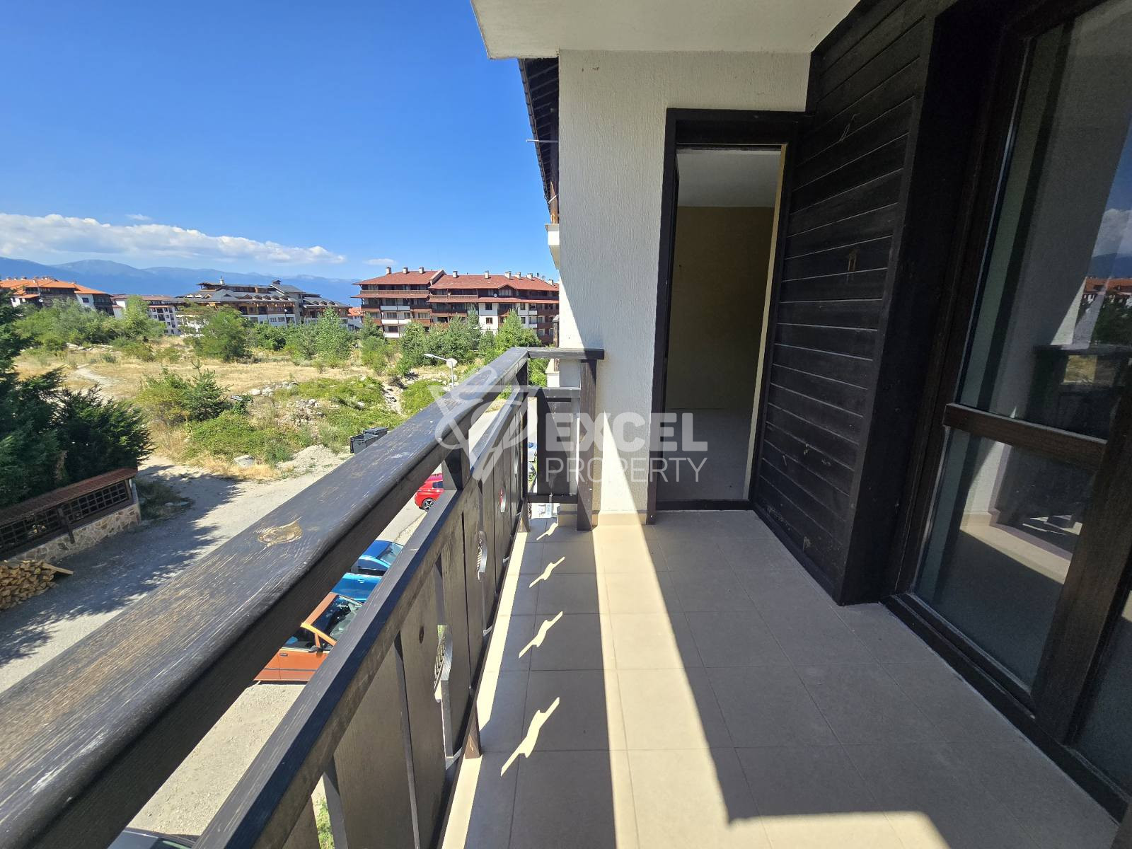 One-bedroom apartment for sale with a delightful mountain view, 400m from the Gondola, Bansko