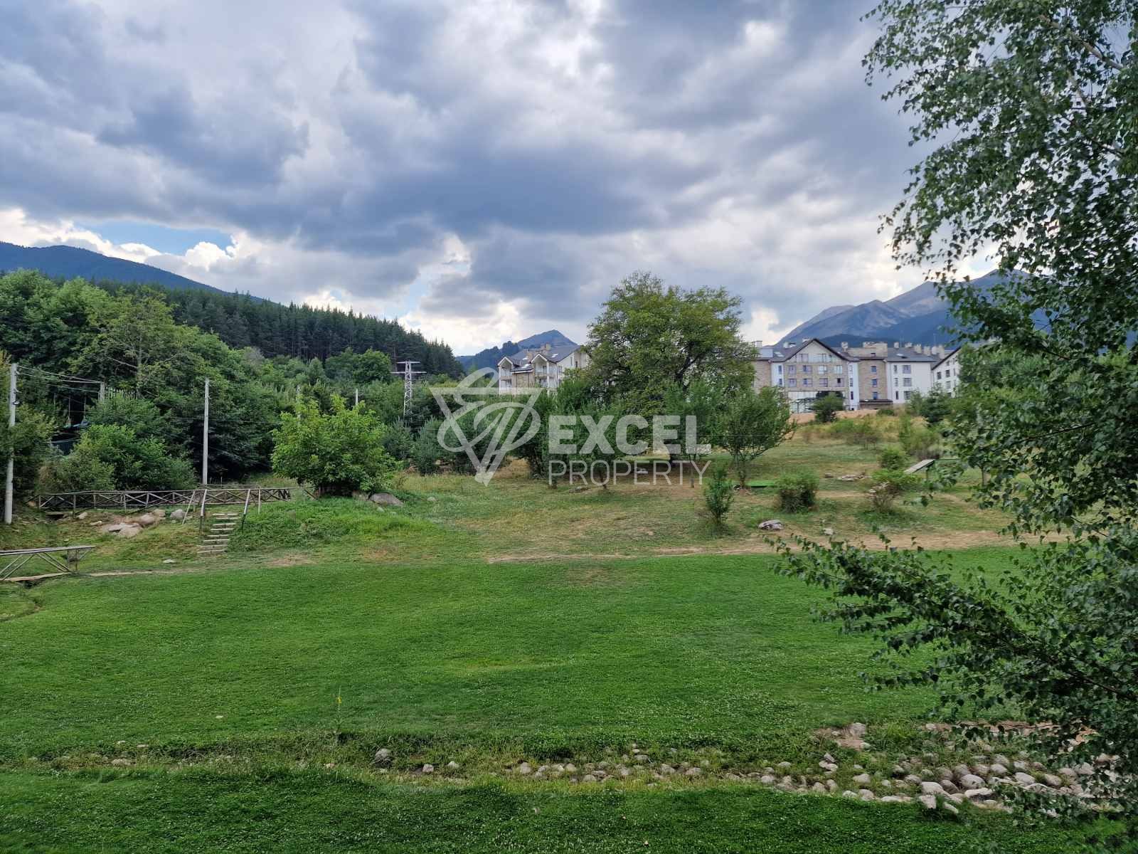 Southern one-bedroom apartment for sale in the hotel part of Green life, Bansko