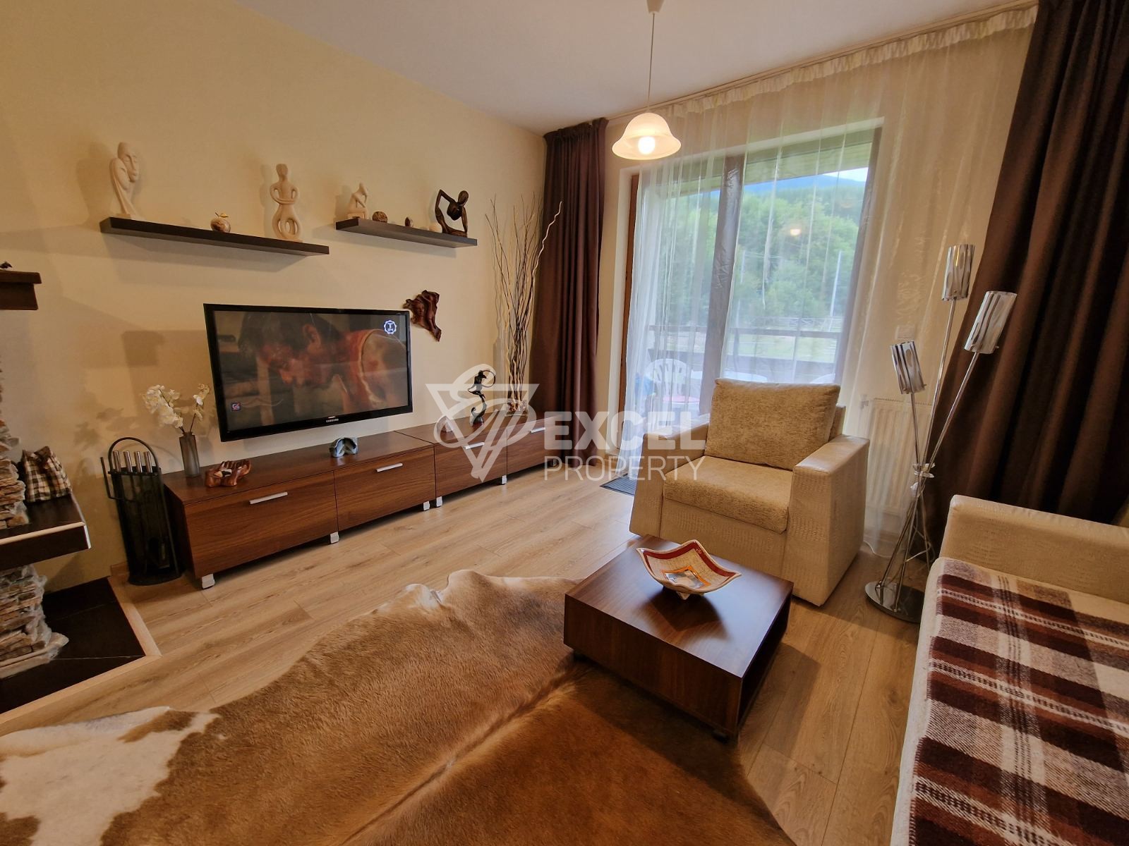 Southern one-bedroom apartment for sale in the hotel part of Green life, Bansko