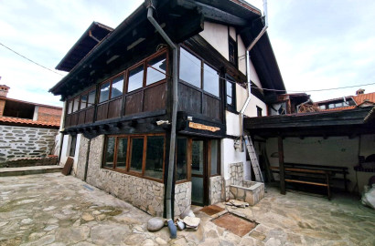 Two-storey house for sale in the old part of Bansko, 200m from the Holy Trinity Church