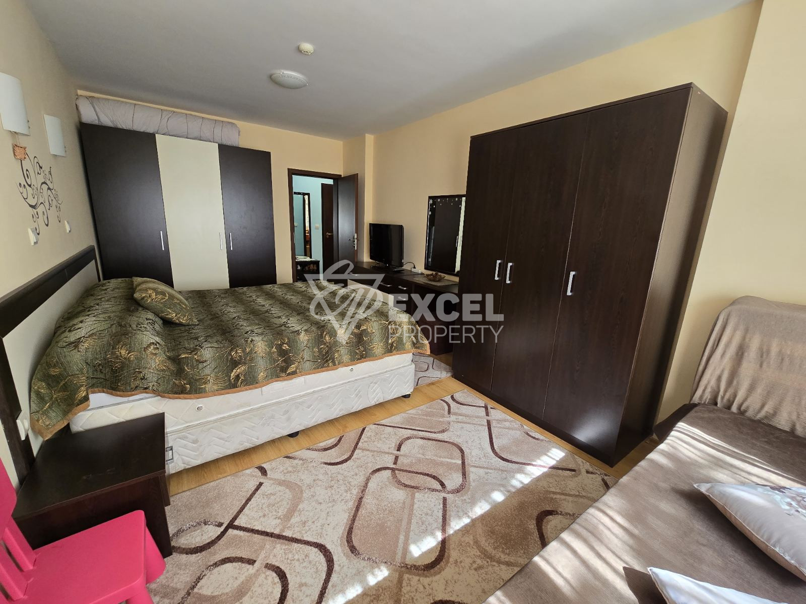 One-bedroom apartment on the ground floor for sale in Bansko! 100m from the ski road