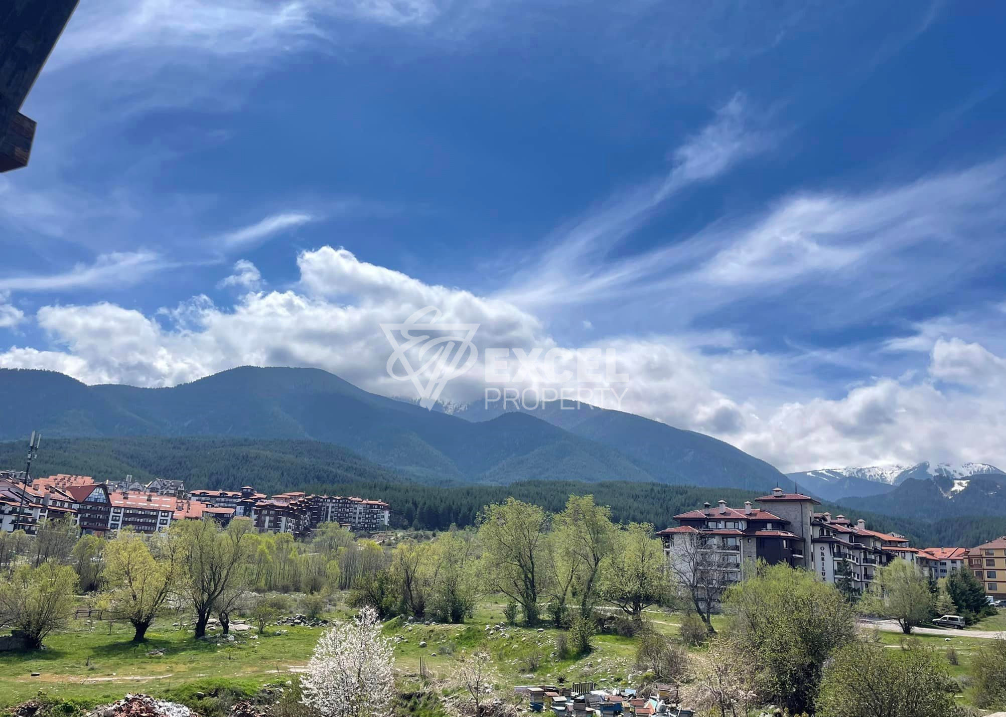 South one-bedroom apartment with an amazing view of the Pirin Mountains