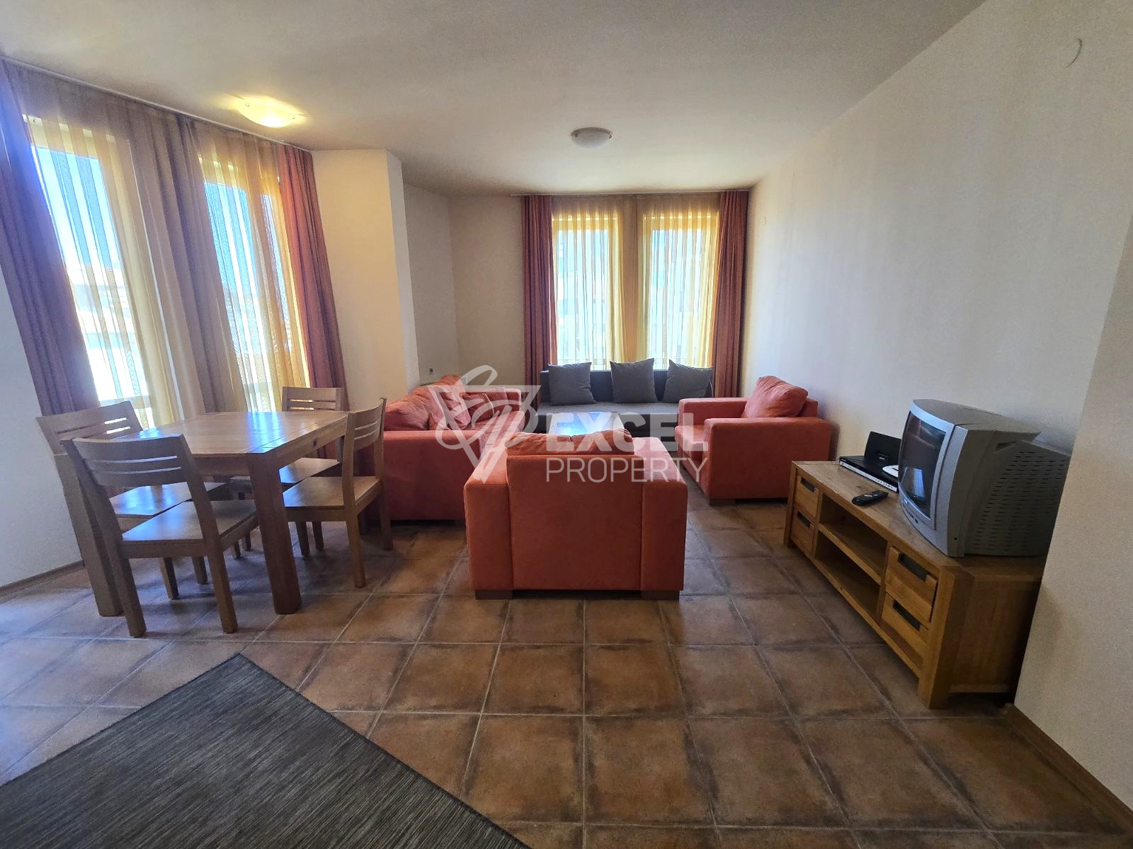 For sale: One-bedroom apartment in a residential building with low maintenance fees, Bansko