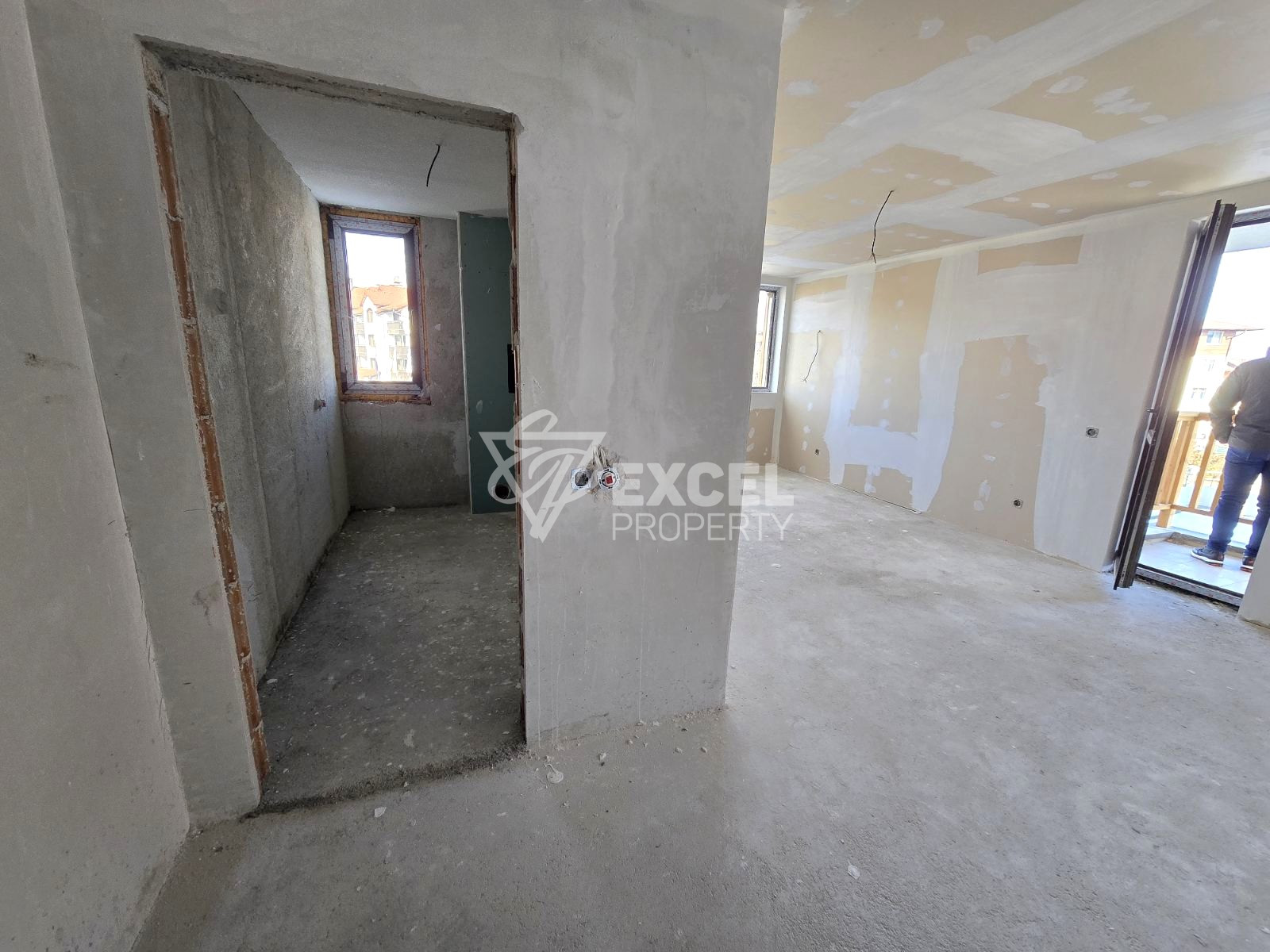 Spacious studio with basement and parking space for sale in Bansko