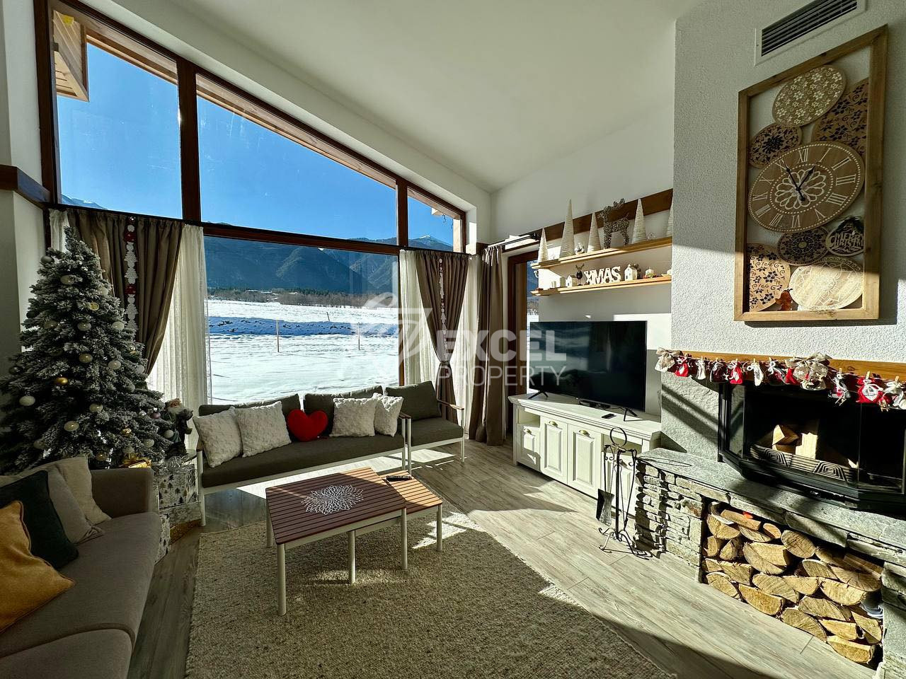 Alpine idyll: One-story two bedroom house with office for sale, close to Pirin Golf