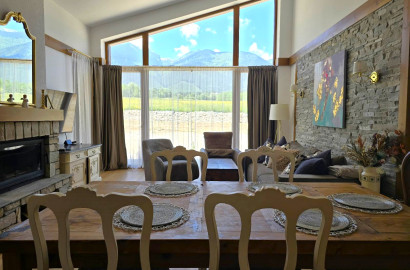 New single-family house in alpine style with three bedrooms and a large yard, next to Pirin Golf