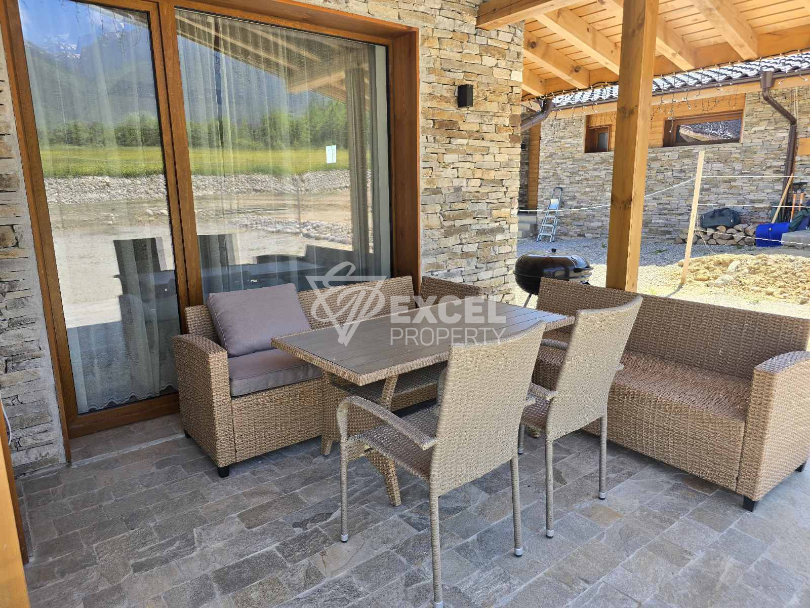 New single-family house in alpine style with three bedrooms and a large yard, next to Pirin Golf