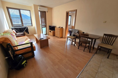 One-bedroom apartment with south exposure in a residential building with a low maintenance fee, Razlog