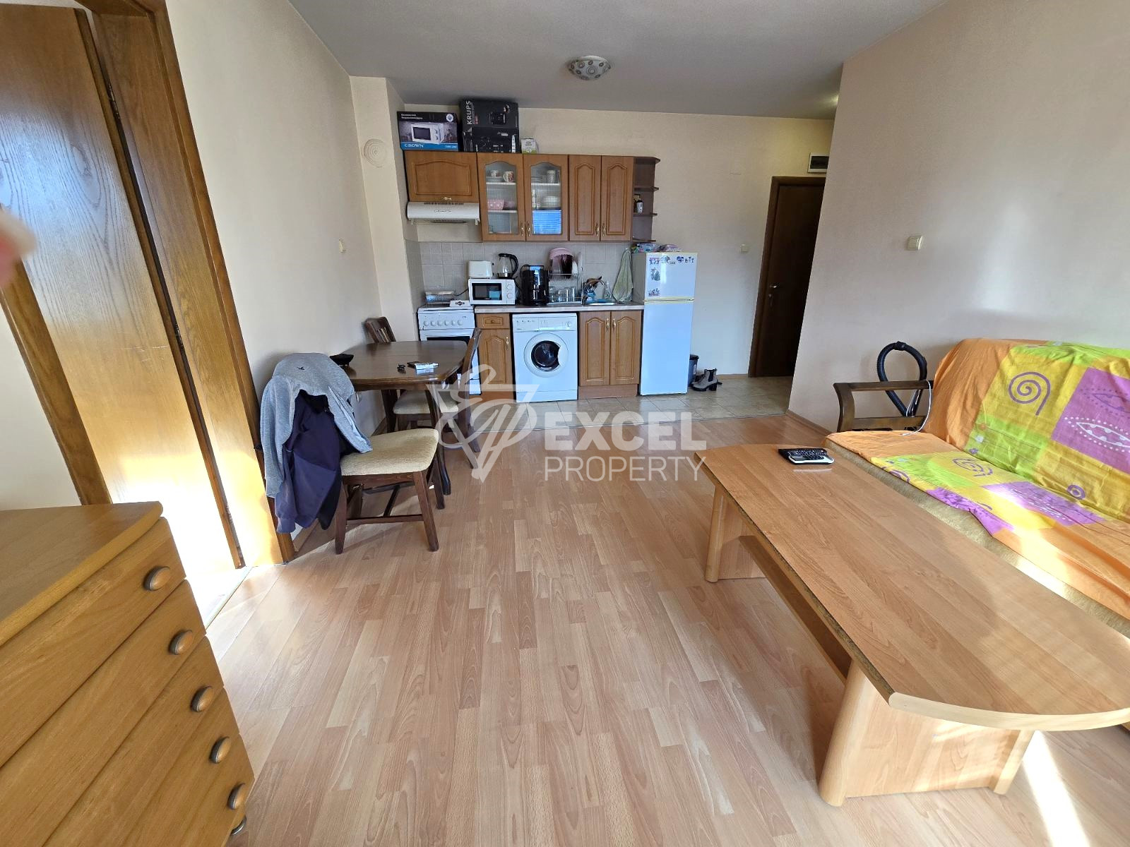 One-bedroom apartment with south exposure in a residential building with a low maintenance fee, Razlog