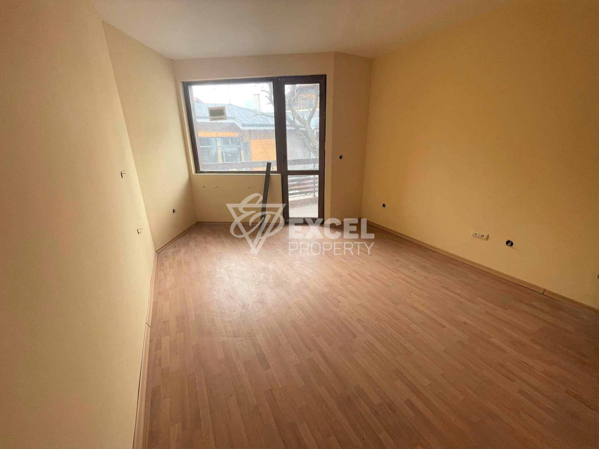 Affordable studio with a terrace in Bansko, meters from the Gondola!