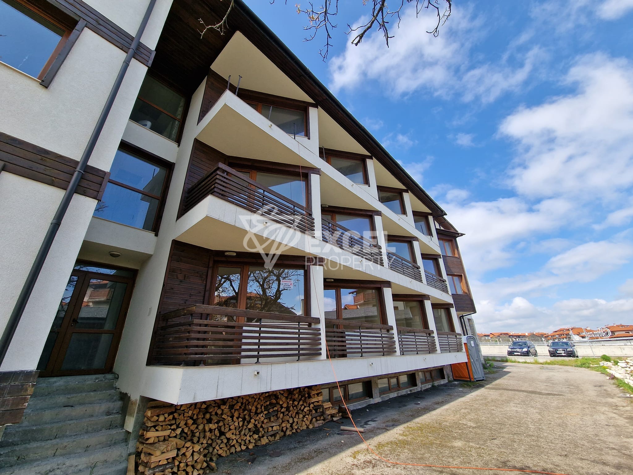 Studio with a terrace for sale in Bansko next to the Gondola