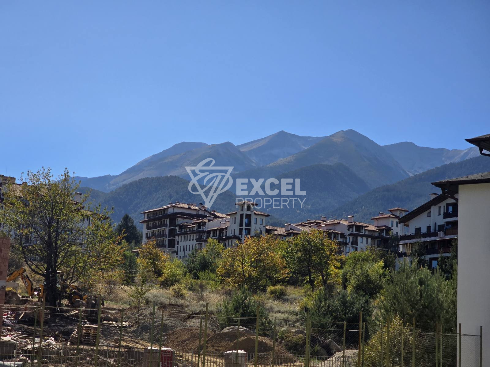 EXCLUSIVE! Southern studio for sale in a year-round complex, Bansko