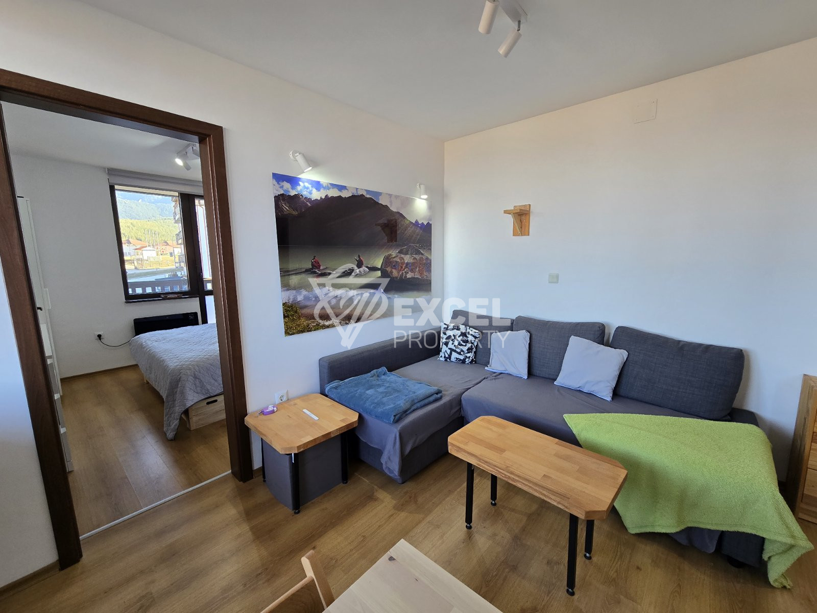 Modernly furnished one-bedroom apartment with south exposure for sale in Bansko