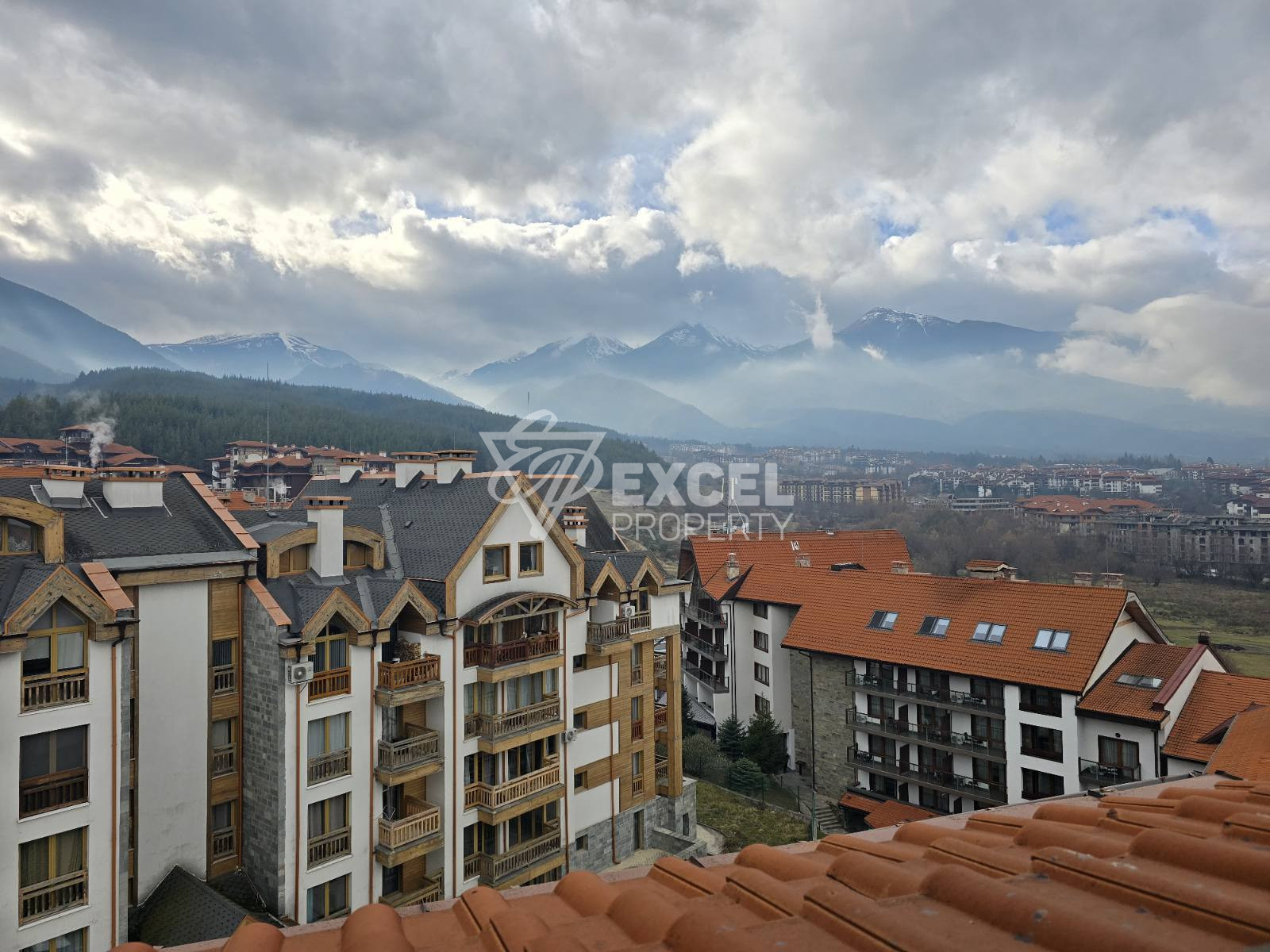 Studio for sale with an exceptional panoramic view of the entire city of Bansko