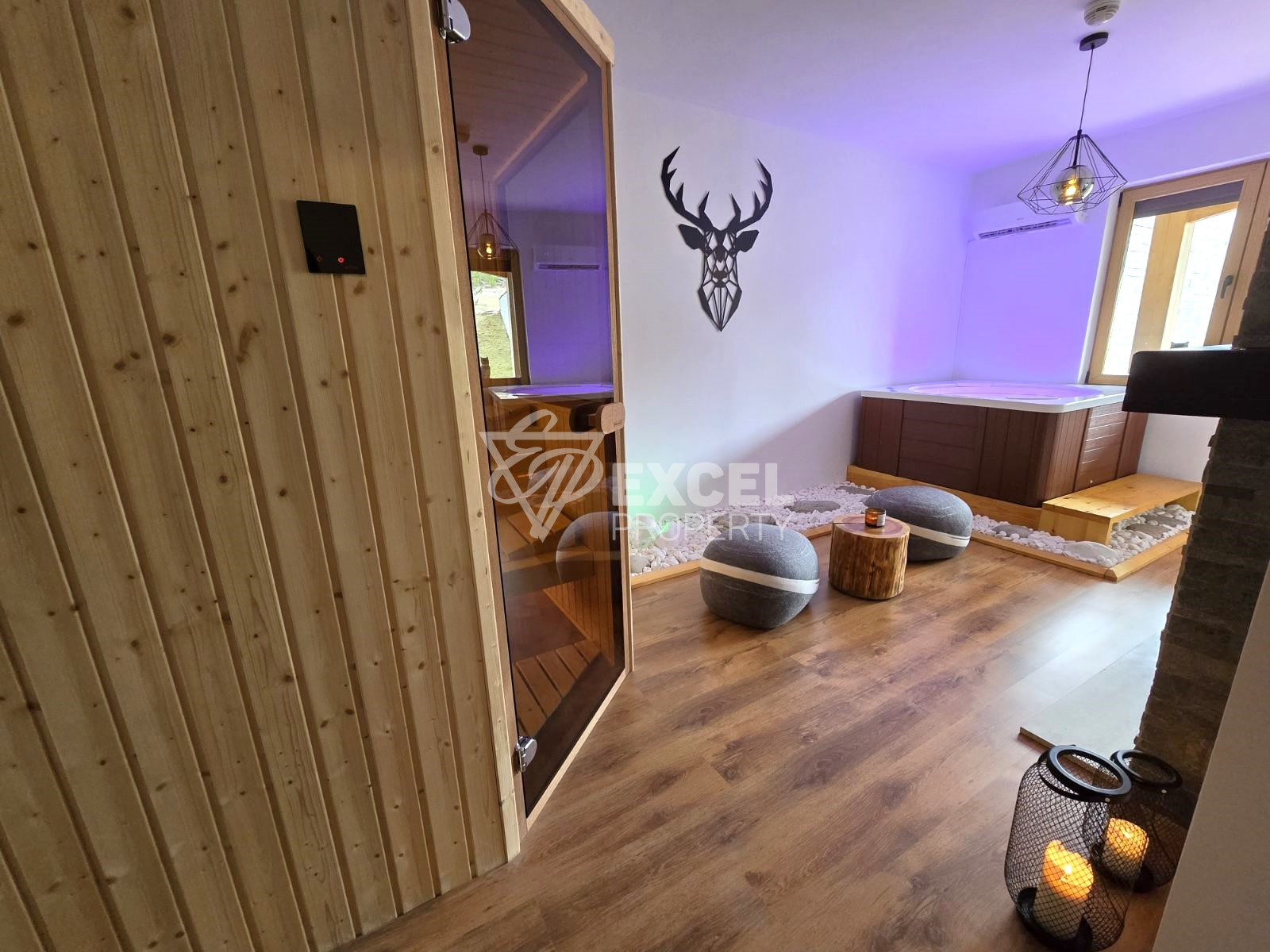 Luxury one-bedroom apartment with own SPA room with jacuzzi and sauna