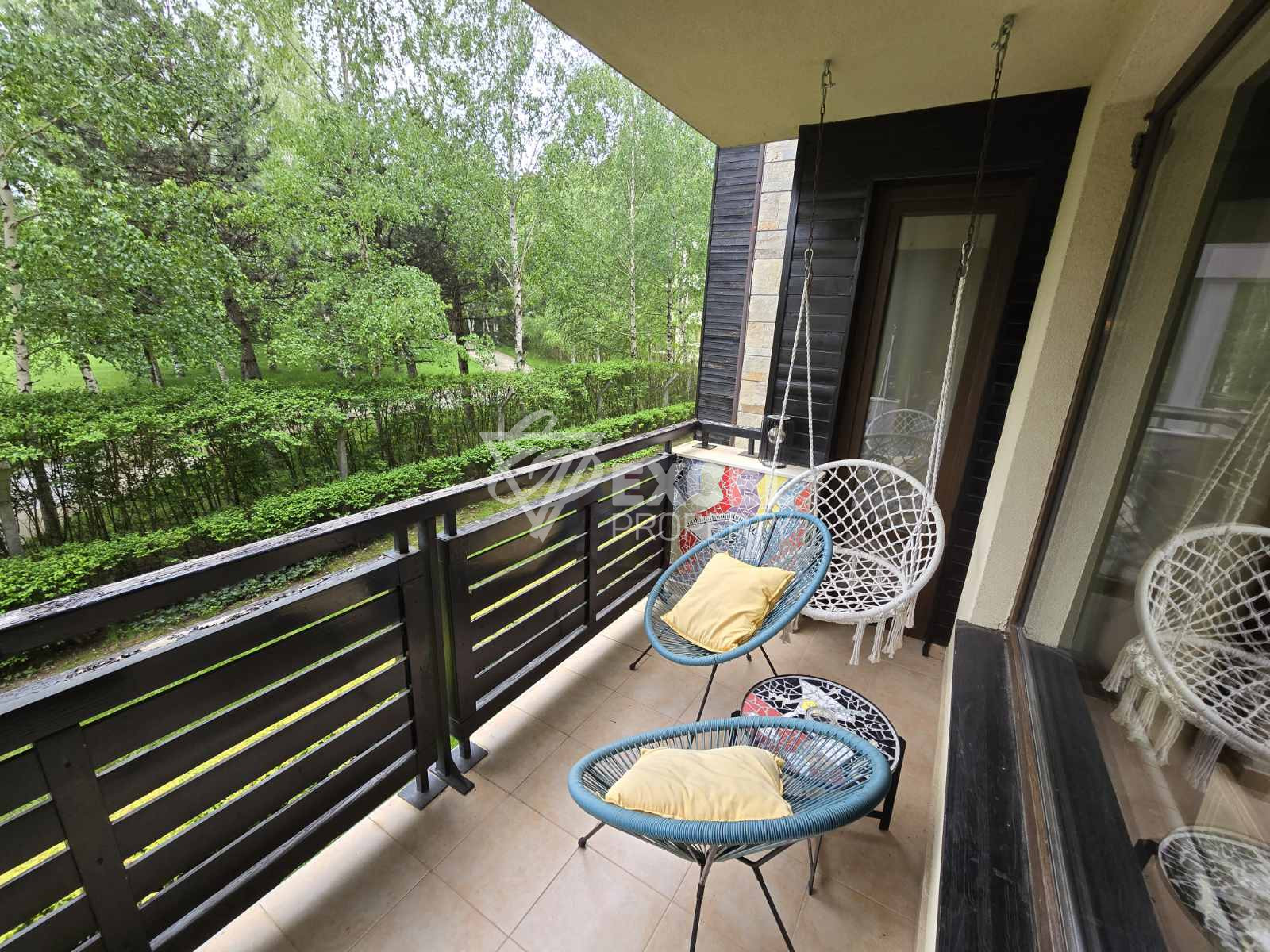 South two bedroom apartment with new furniture and a stunning view of the Pirin Mountains