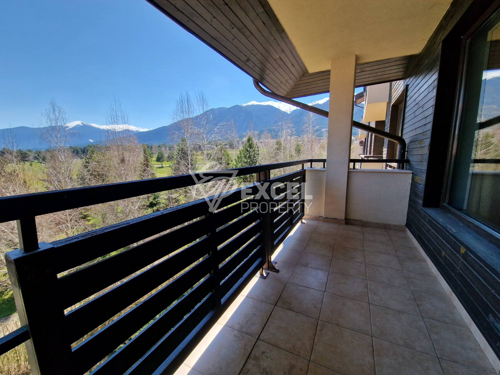 Two-bedroom apartment for sale with a spectacular view of Pirin to Bansko