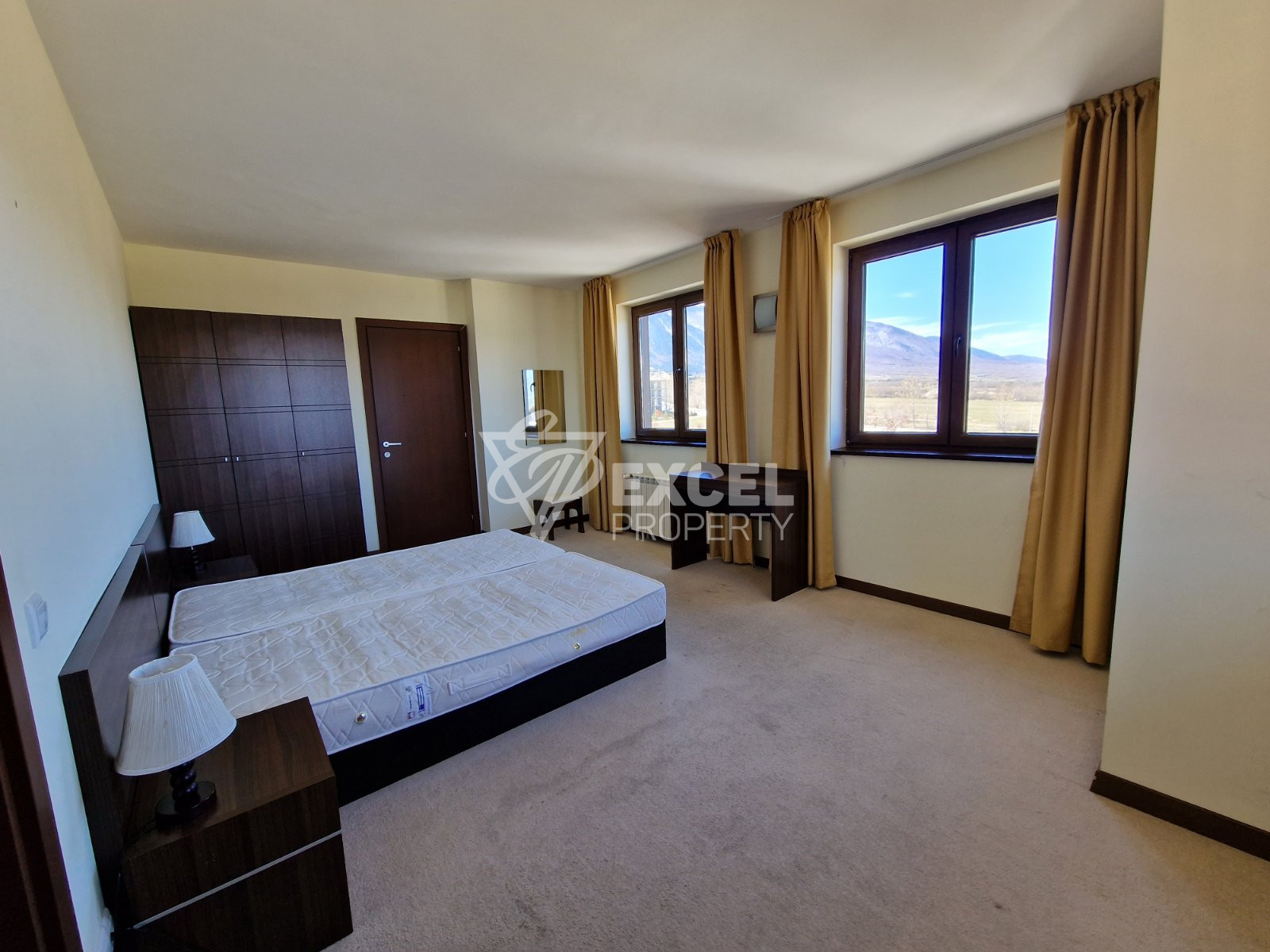 Two-bedroom apartment for sale with a spectacular view of Pirin to Bansko