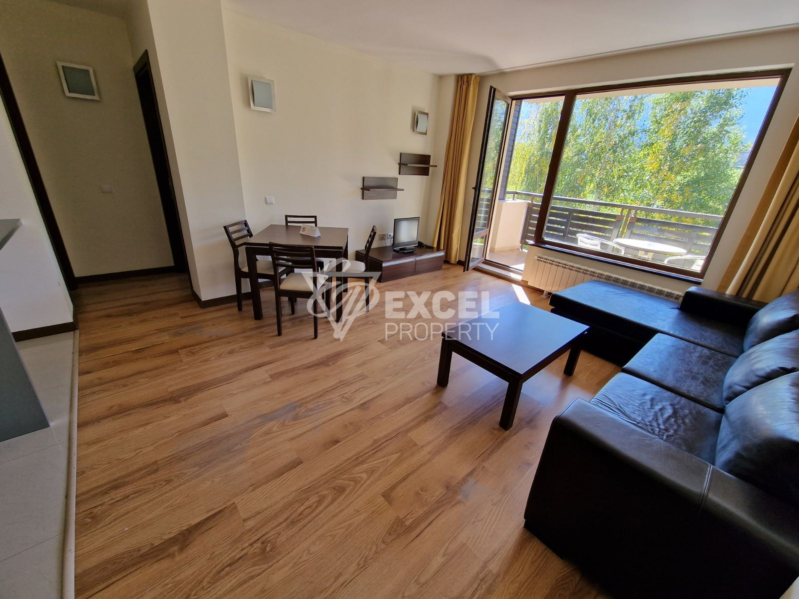 Unique two-bedroom apartment with a stunning view of Pirin in a 4-star complex