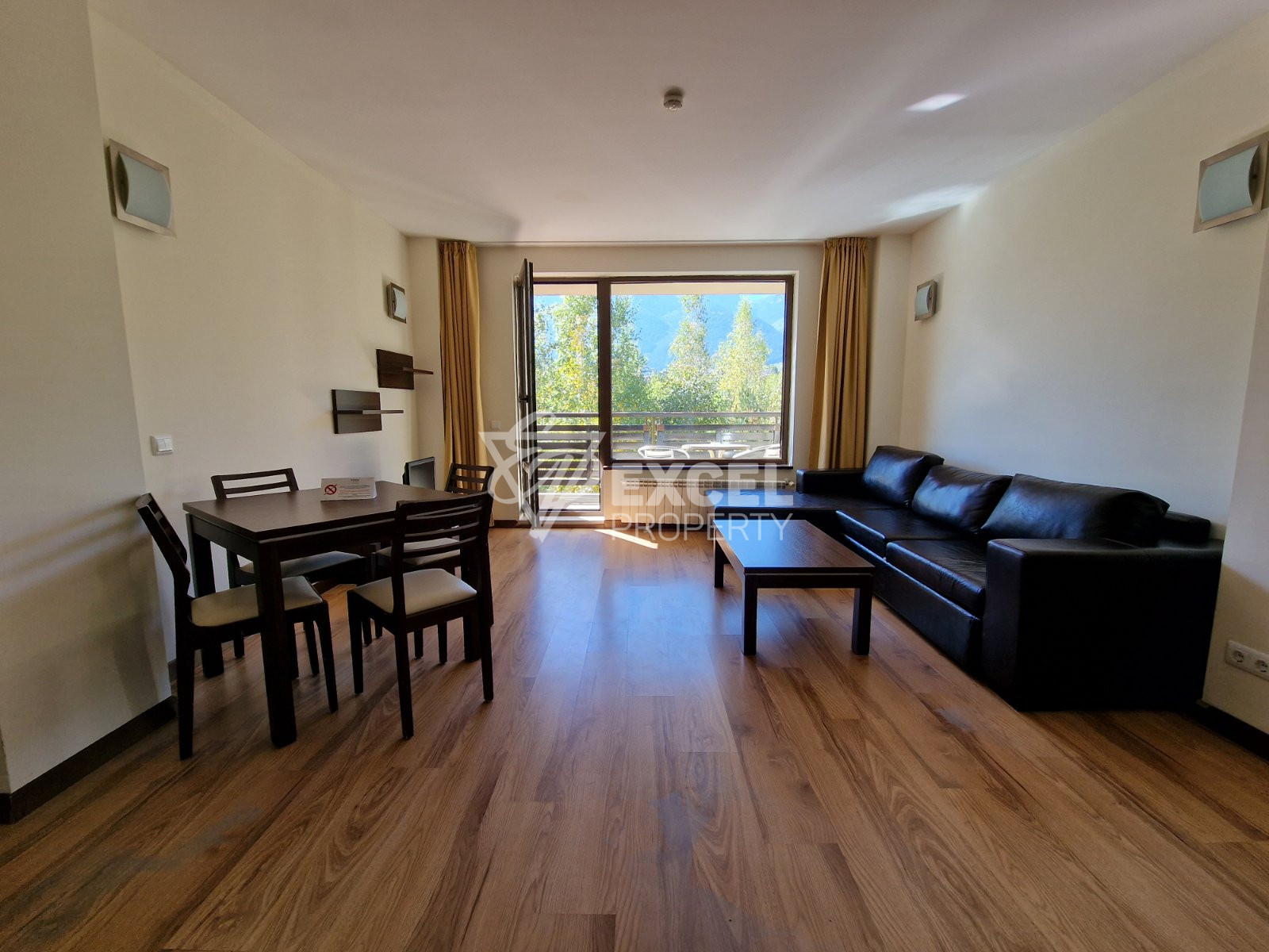 Unique two-bedroom apartment with a stunning view of Pirin in a 4-star complex