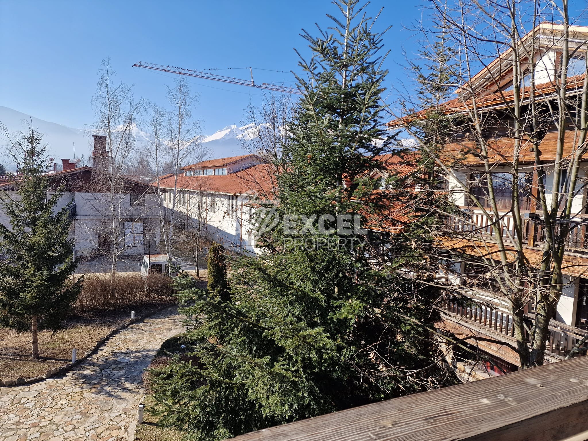 Studio with a view of the Pirin mountain between Bansko and the village of Banya next to a pool with mineral water