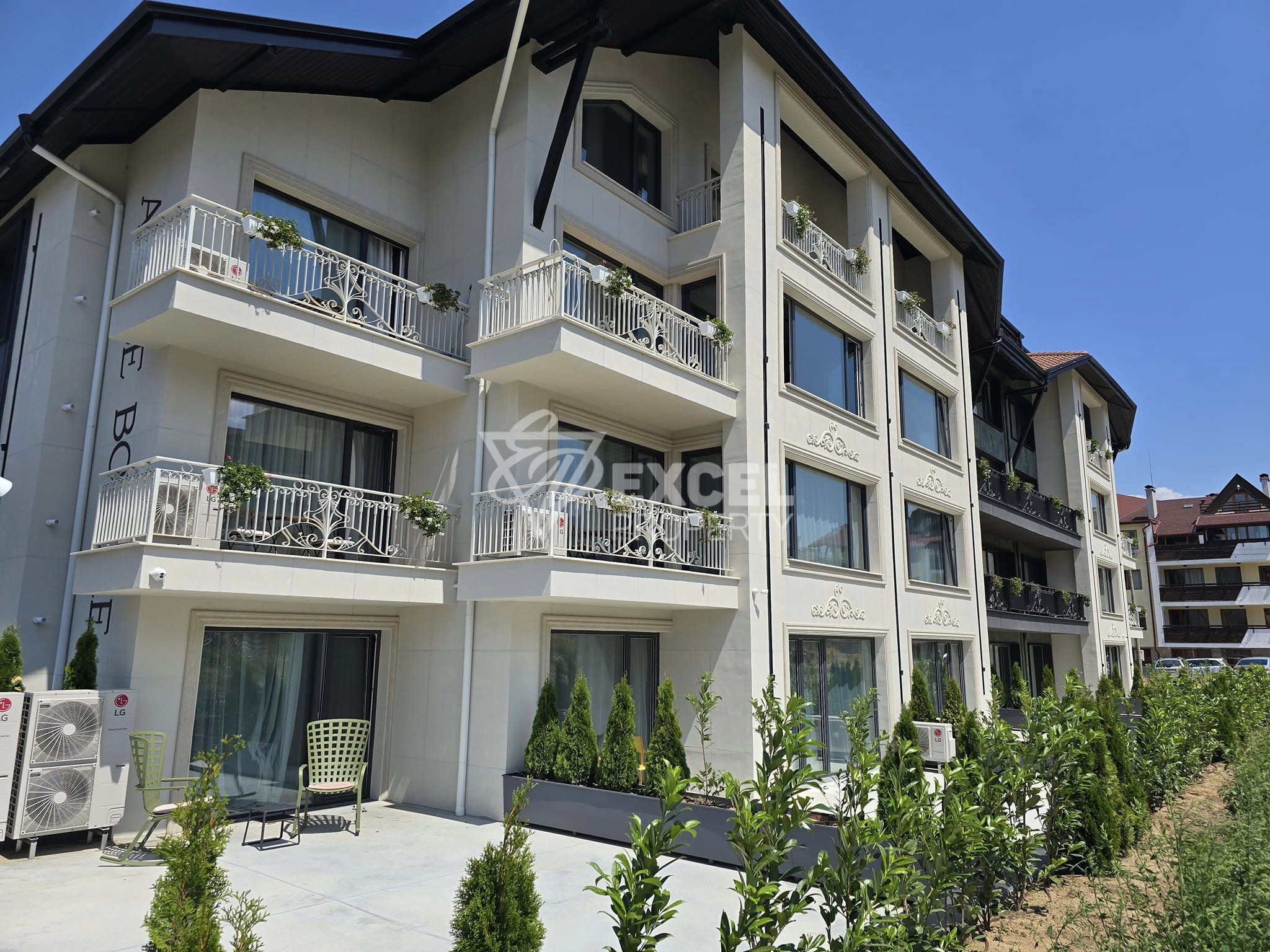 AMUSE BOUCHE by Skabrin: one bedroom apartment for sale in an emblematic building in Bansko