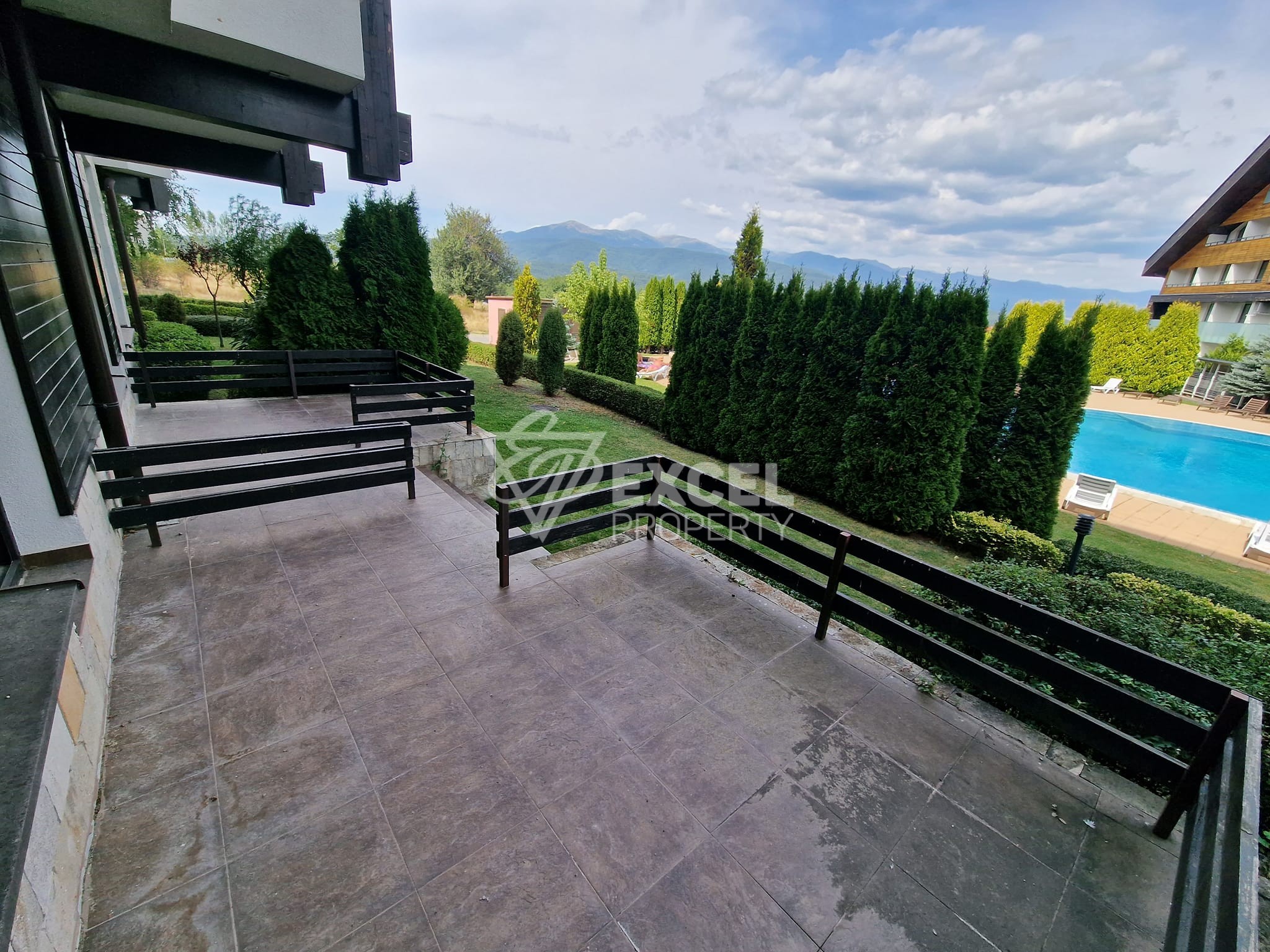 Lovely ground floor studio with pool view next to Pirin Golf