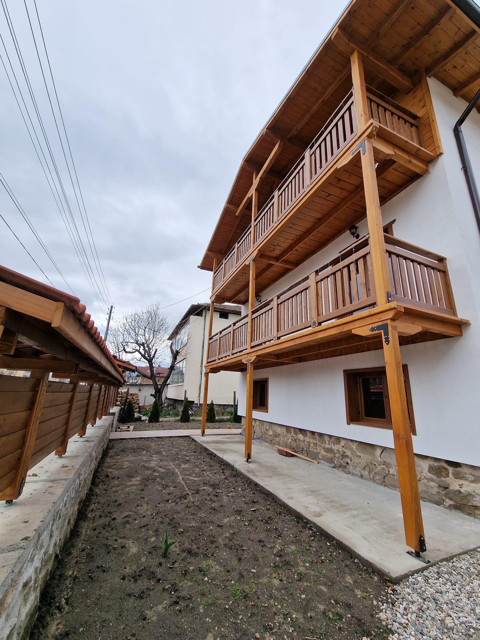 Renovated three-story house with a large yard for sale in the village of Banya, Bansko region