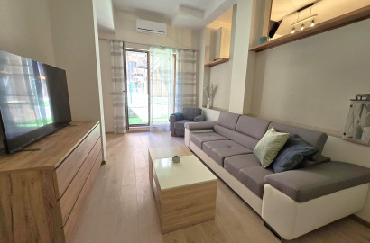 Two bedroom apartment with new furniture and low maintenance fee for sale in Bansko