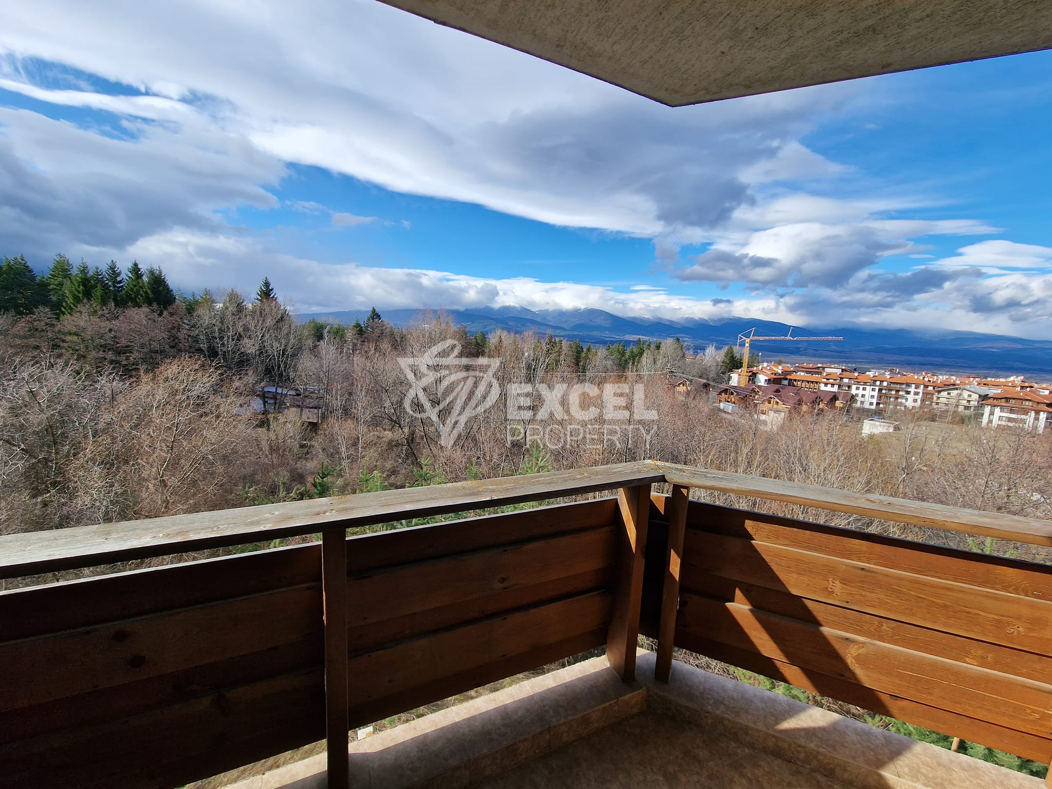 One-bedroom apartment with underground parking space and low maintenance fee for sale in Bansko